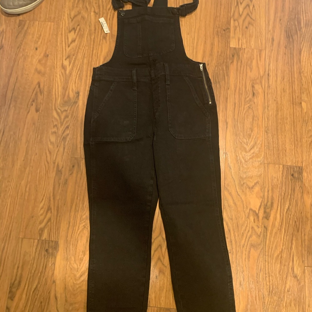 Madewell black Woman’s overalls never worn Medium